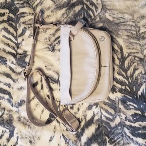 Lululemon mini festival bag
